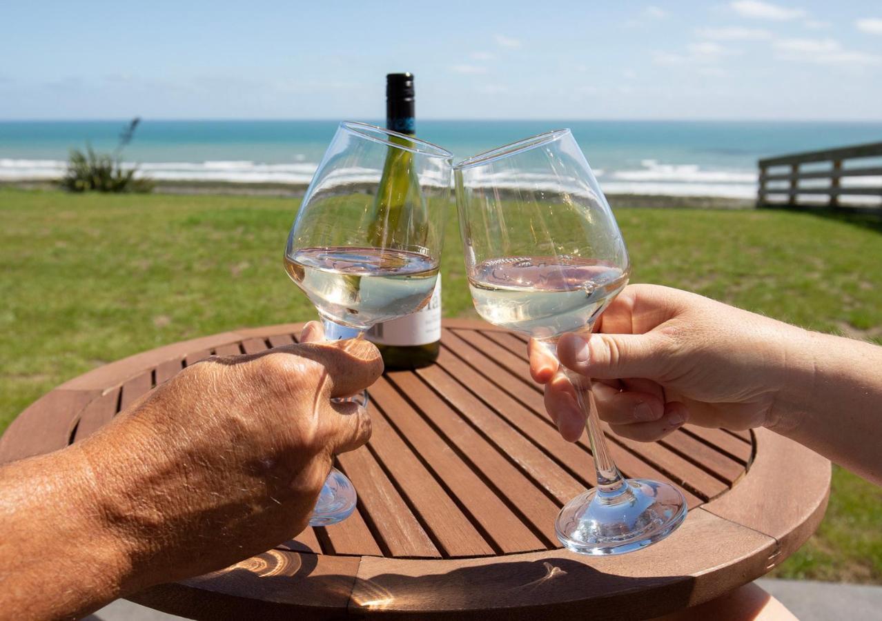 Views Over Tasman, New Luxury Boutique Studio Overlooking The Tasman Sea Greymouth Exterior photo